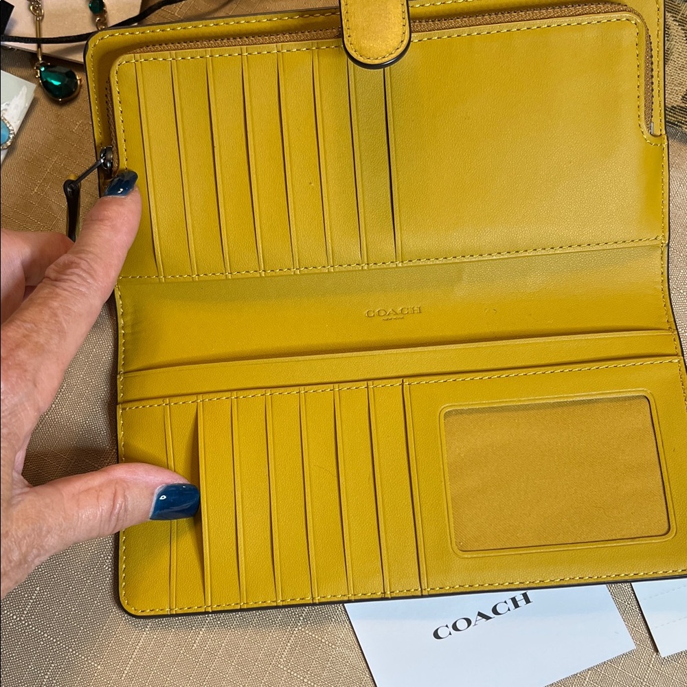 Coach Vibrant Yellow Mustard Leather Wallet - Picture 4 of 9
